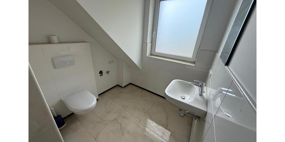 Dachgeschoßwohnung Papenburg - 3 Zimmer, 66 m&sup2;, 700&euro; | Angebot:26049034