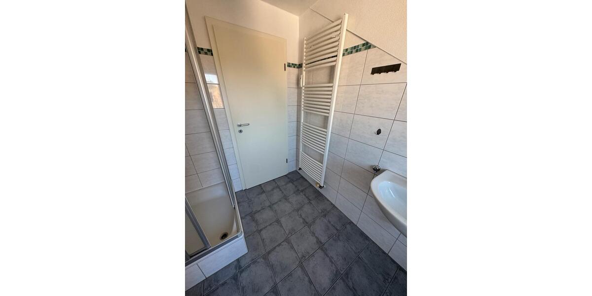 Dachgeschoßwohnung Aachen Eilendorf - 2 Zimmer, 70 m&sup2;, 700&euro; | Angebot:26272565