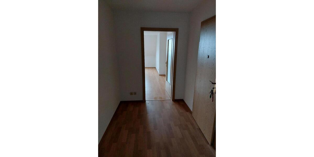 Dachgeschoßwohnung Bautzen - 2 Zimmer, 72 m&sup2;, 358&euro; | Angebot:25964140