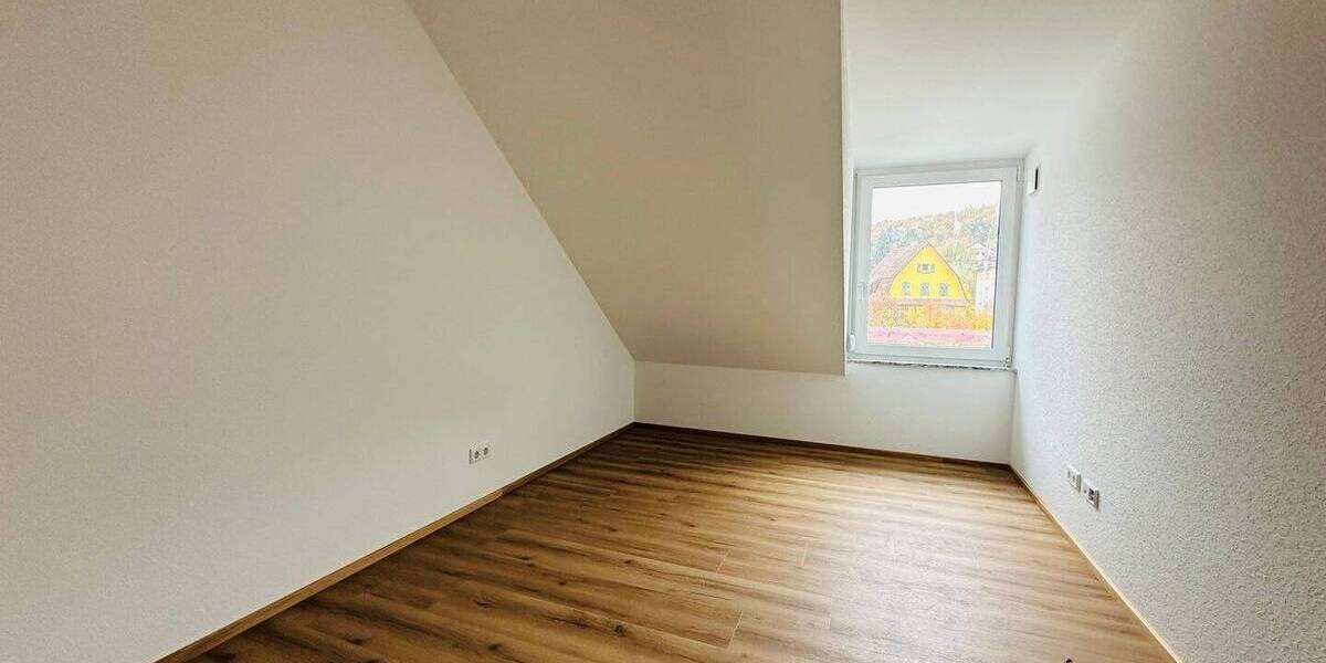 Etagenwohnung Ravensburg Innenstadt - 4 Zimmer, 97 m&sup2;, 1.670&euro; | Angebot:25690398
