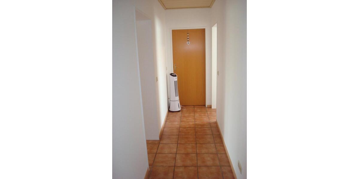 Dachgeschoßwohnung Asbach - 3 Zimmer, 90 m&sup2;, 720&euro; | Angebot:26042108