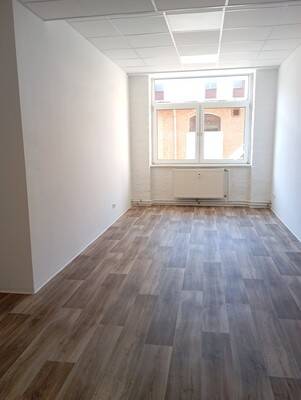 Gewerbeobjekt Weißenfels - 1 Zimmer, 21 m&sup2;, 135&euro; | Angebot:26763346