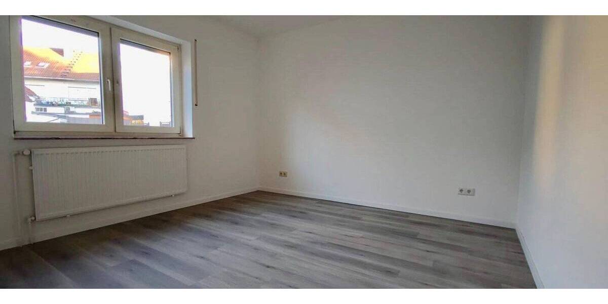 Etagenwohnung Paderborn OT Schloß Neuhaus Schloß Neuhaus - 3 Zimmer, 63 m&sup2;, 880&euro; | Angebot:26762622