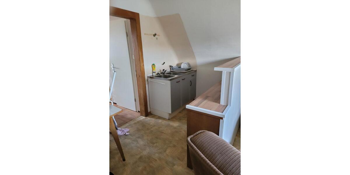 2 teilmöblierte Dach-Zimmer mit Badmitnutzung in 66640 Hofeld 2.5 zimmer