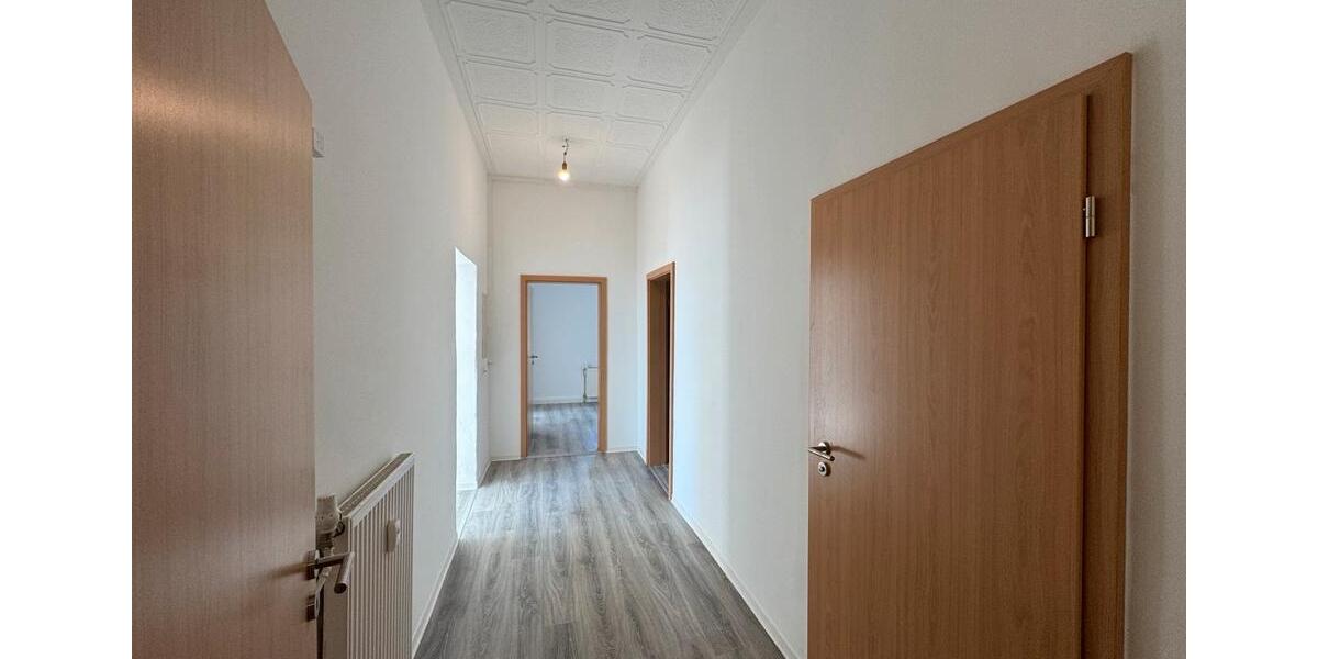 Erdgeschoßwohnung Aue-Bad Schlema Bad Schlema - 3 Zimmer, 71 m&sup2;, 476&euro; | Angebot:25444223