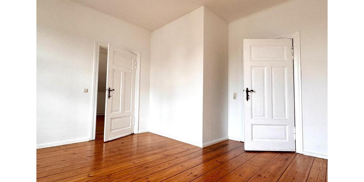 Dachgeschoßwohnung Bad Freienwalde (Oder) - 2.5 Zimmer, 72 m&sup2;, 510&euro; | Angebot:26507484