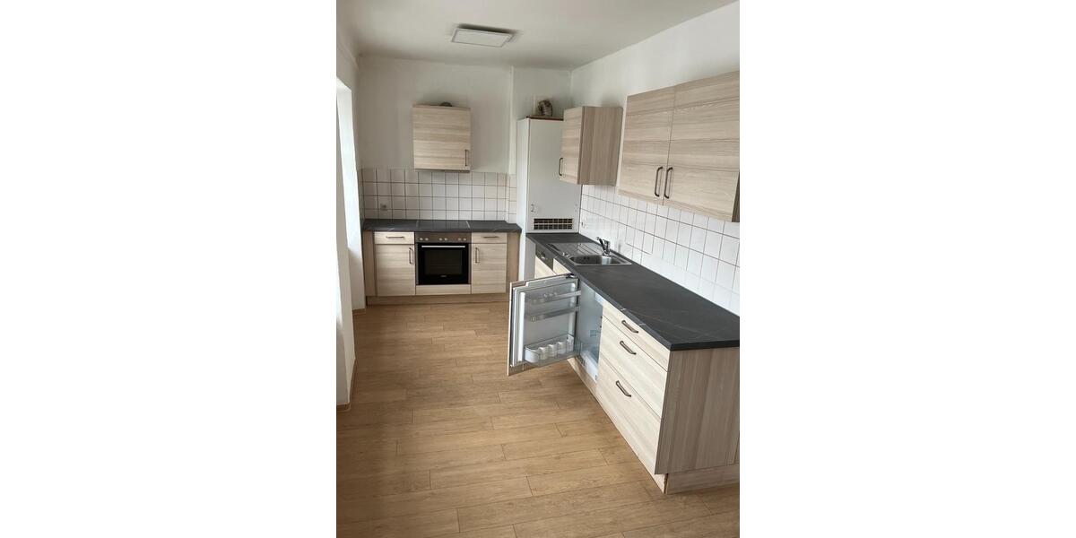 Etagenwohnung Hengersberg - 2 Zimmer, 85 m&sup2;, 580&euro; | Angebot:24770137