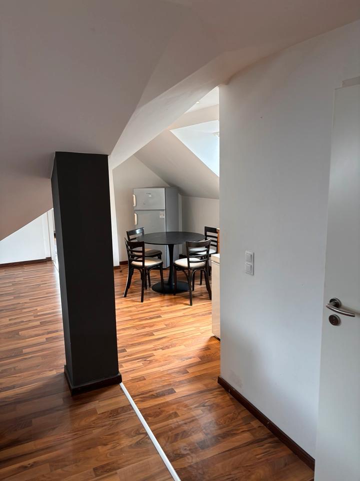 Dachgeschoßwohnung zum vermieten