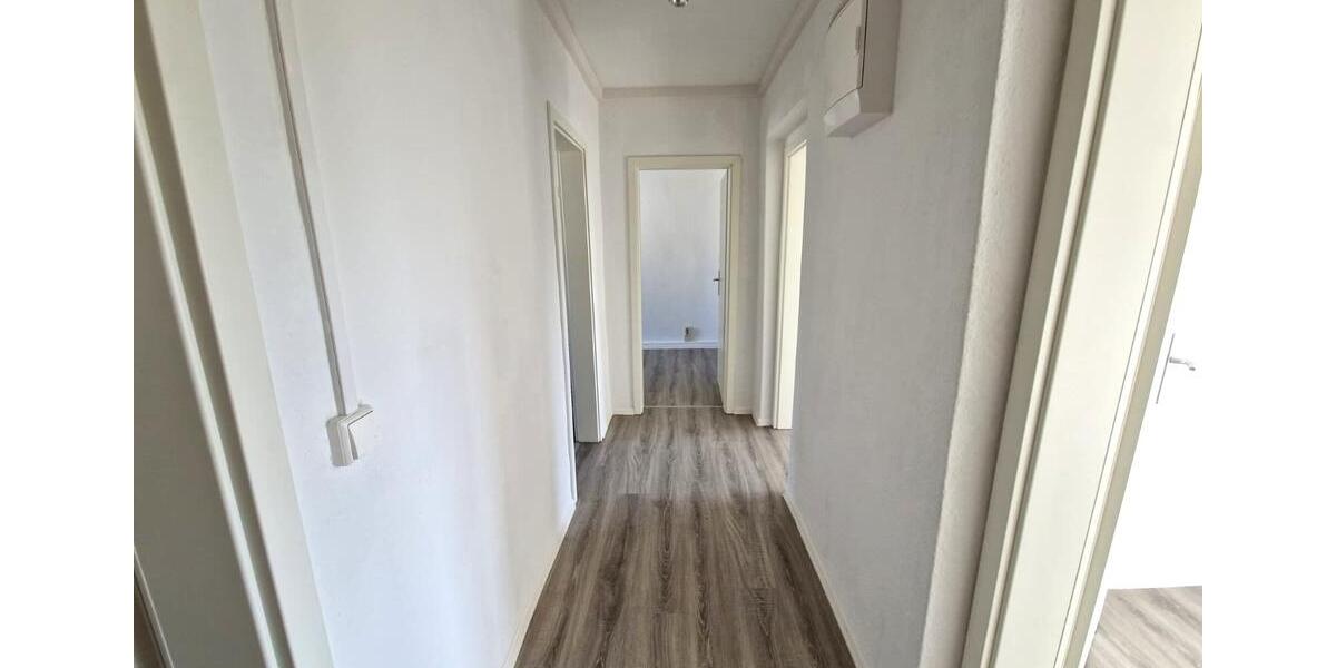 Etagenwohnung Hötensleben - 3 Zimmer, 60 m&sup2;, 358&euro; | Angebot:23630497