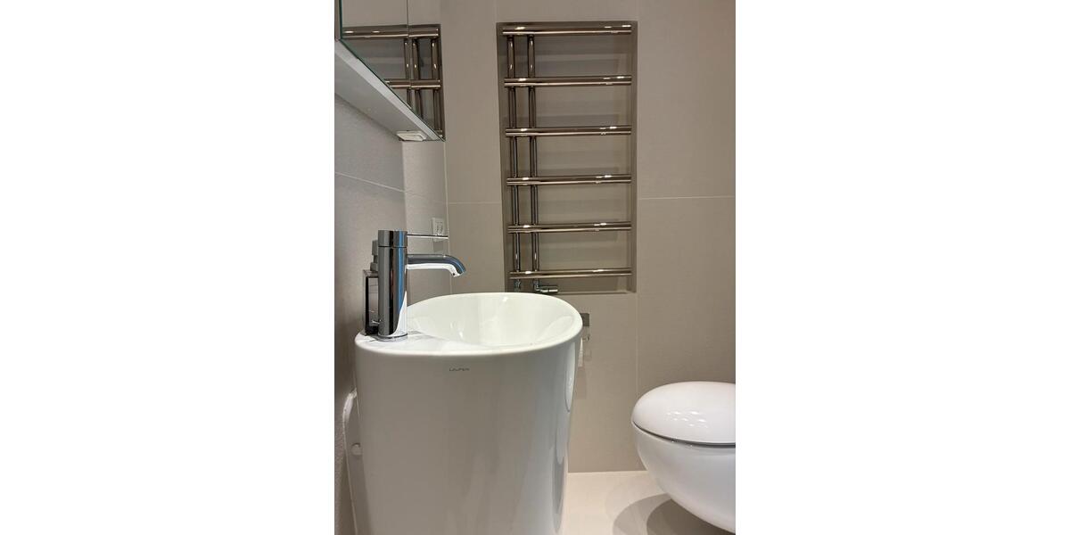 Dachgeschoßwohnung Coburg - 3 Zimmer, 100 m&sup2;, 1.250&euro; | Angebot:26413743