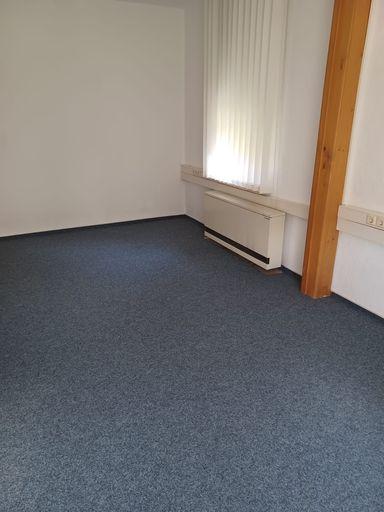 Gewerbeobjekt Riesa - 80&euro; | Angebot:26623882