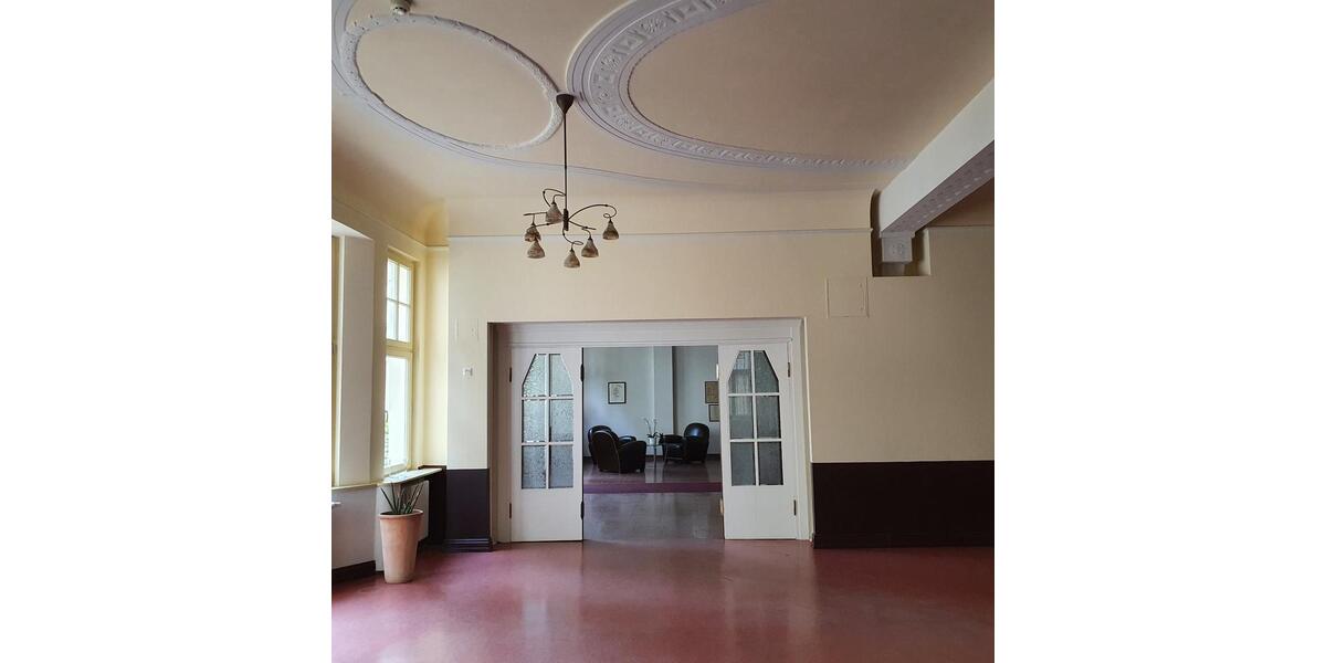 Wohnen im Dachgeschoss - am Kurpark Bad Nauheim 3 zimmer