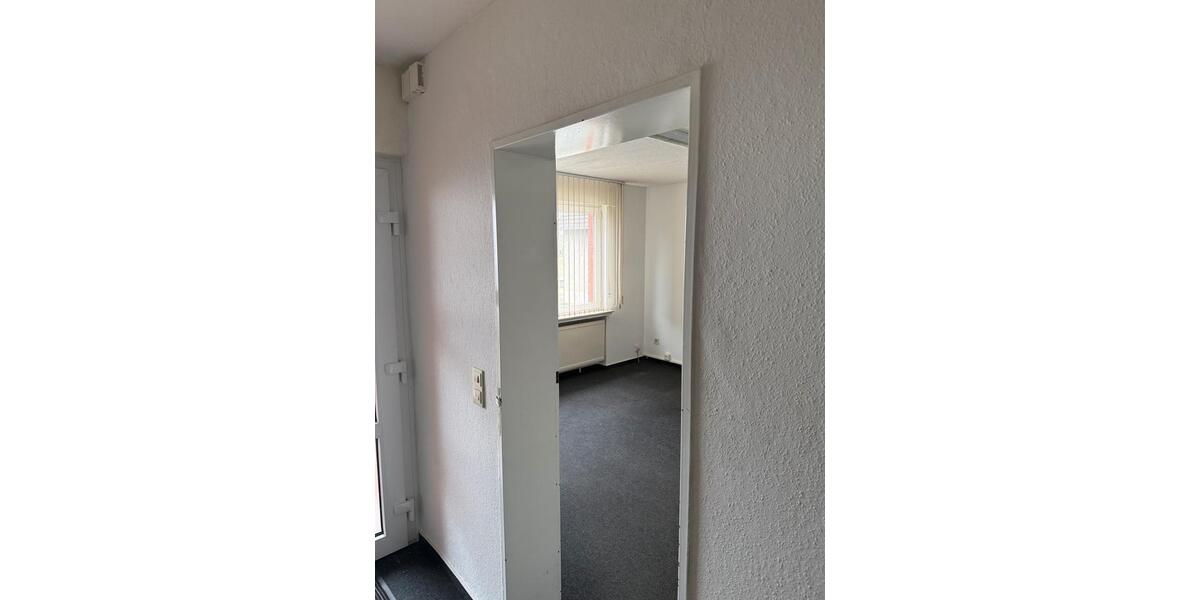 Gewerbeobjekt Detmold Hiddesen - 1.850&euro; | Angebot:25908972