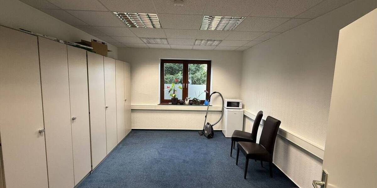 Gewerbe-Büroräume in bester Lage von Kirchweyhe 3 zimmer