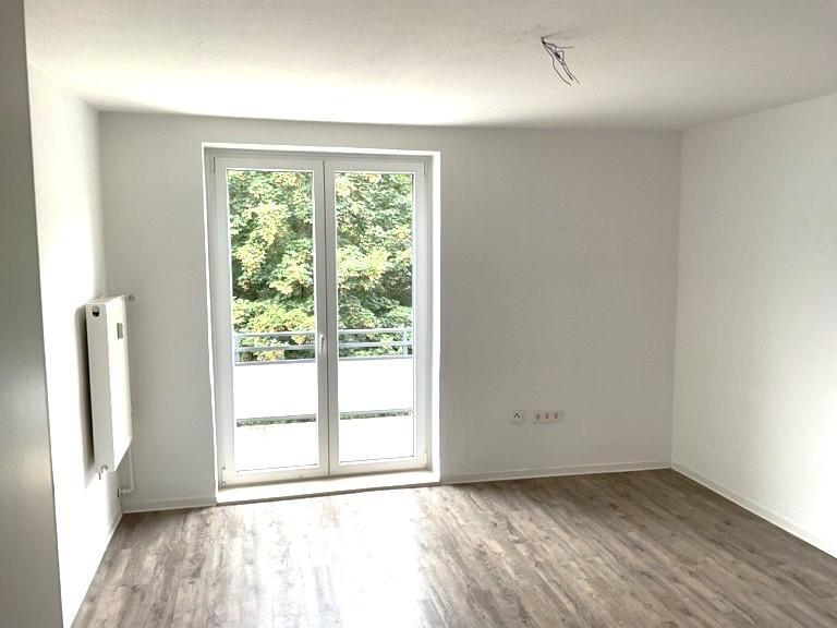 Hier will ich wohnen, hier will ich sein - Schicke 2-Zimmer-Wohnung mit Balkon zimmer
