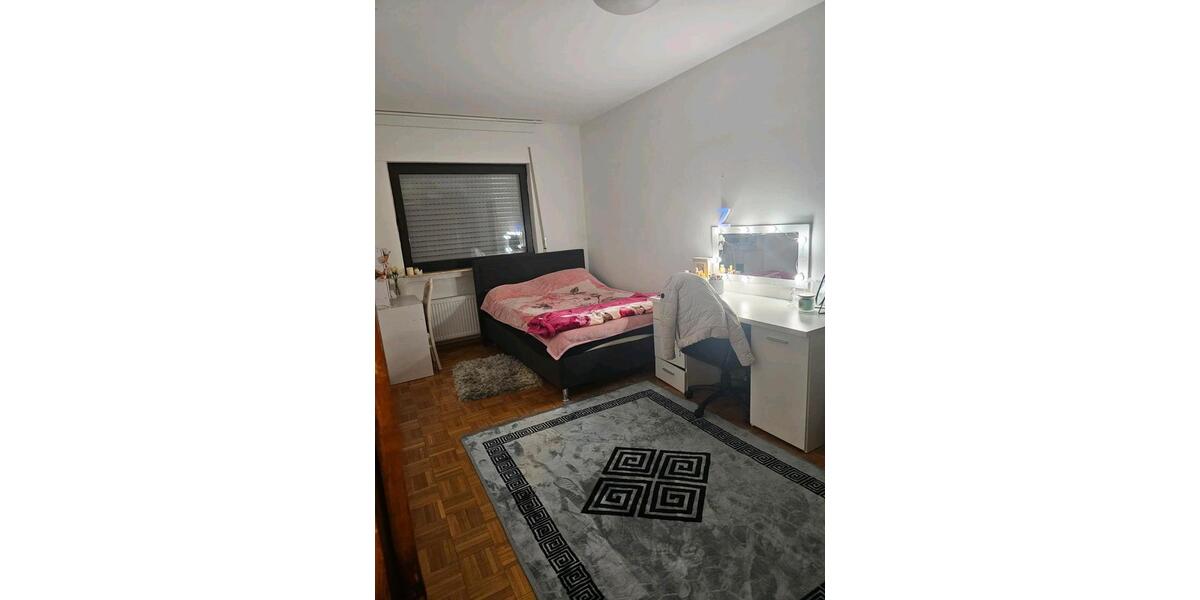 Etagenwohnung Leiwen - 4 Zimmer, 100 m&sup2;, 1.000&euro; | Angebot:25428185