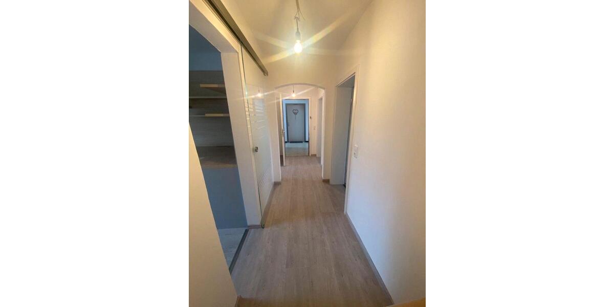 Etagenwohnung Kaarst - 3 Zimmer, 77 m&sup2;, 850&euro; | Angebot:25988598