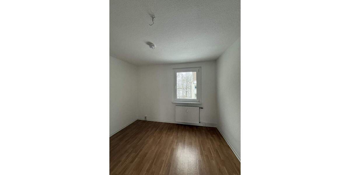 Etagenwohnung Naundorf Hof - 3 Zimmer, 68 m&sup2;, 400&euro; | Angebot:24826887