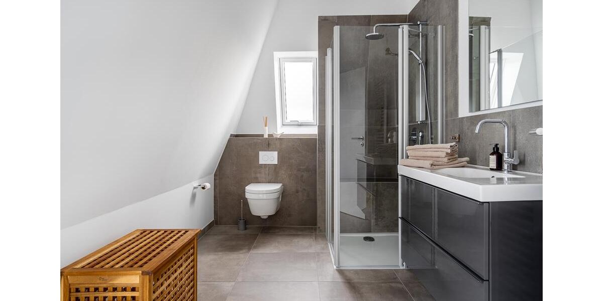 Einfamilienhaus Aurich - 2 Zimmer, 80 m&sup2;, 1.200&euro; | Angebot:25046278