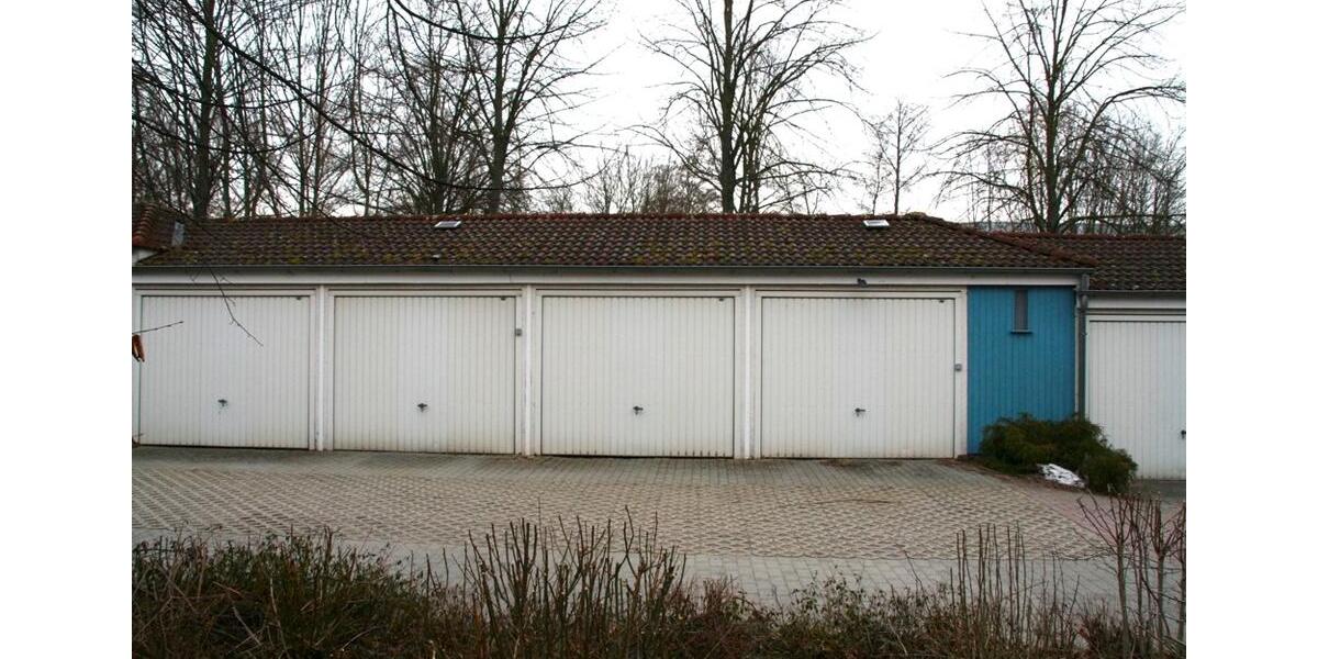 Reihenhaus Laatzen - 6 Zimmer, 150 m&sup2;, 1.550&euro; | Angebot:25612681