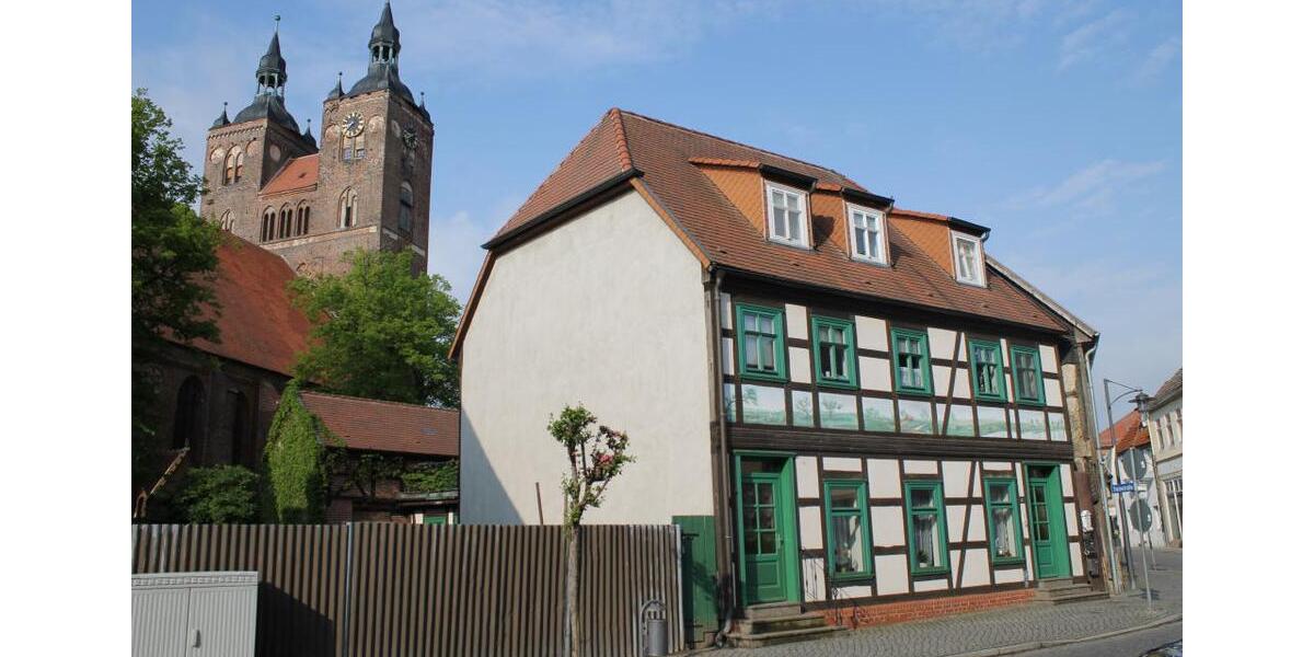Etagenwohnung Seehausen (Altmark) - 2 Zimmer, 43 m&sup2;, 350&euro; | Angebot:25867825