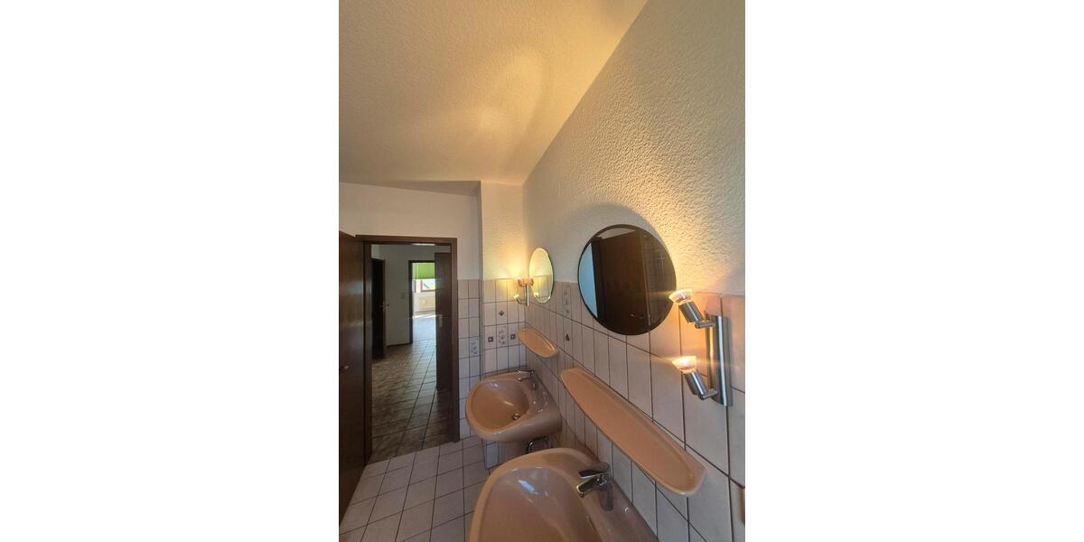 Dachgeschoßwohnung Coppenbrügge - 3 Zimmer, 80 m&sup2;, 600&euro; | Angebot:26587375