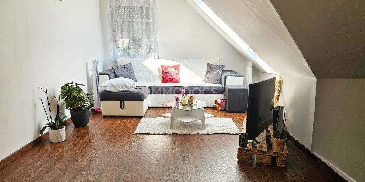 Etagenwohnung Niederrieden - 2 Zimmer, 74 m&sup2;, 750&euro; | Angebot:25896201