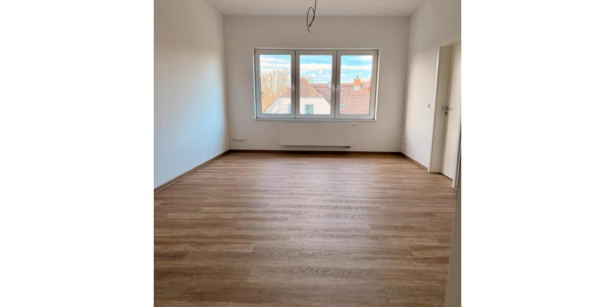 Etagenwohnung Rostock Groß-Klein - 3 Zimmer, 83 m&sup2;, 1.200&euro; | Angebot:25319262