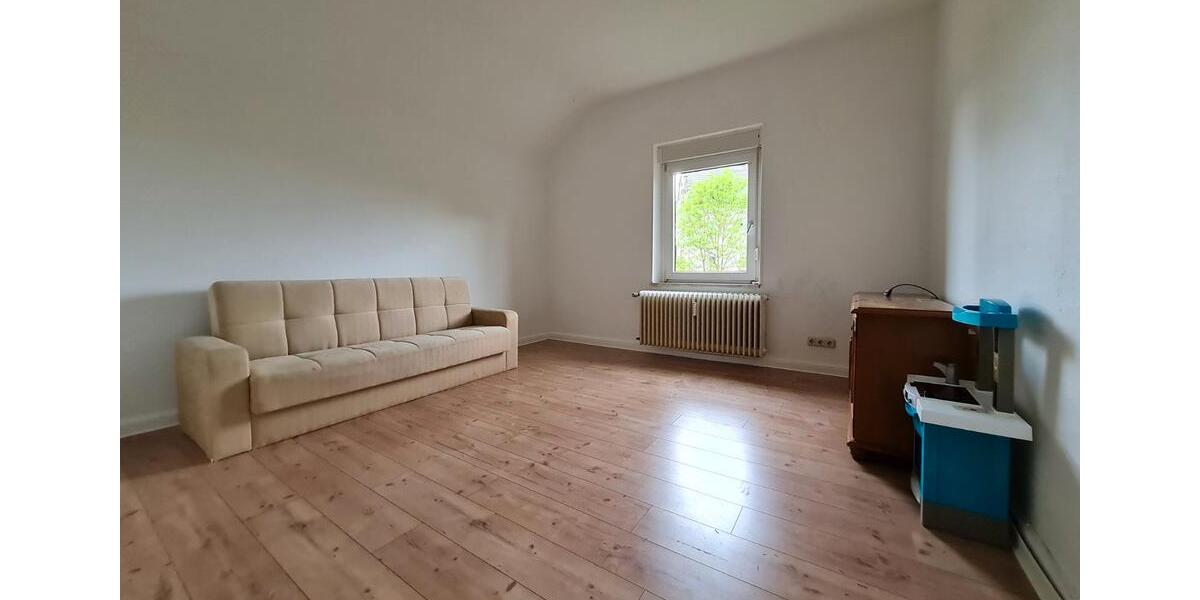 Etagenwohnung Saarbrücken West - 4 Zimmer, 92 m&sup2;, 950&euro; | Angebot:26443505