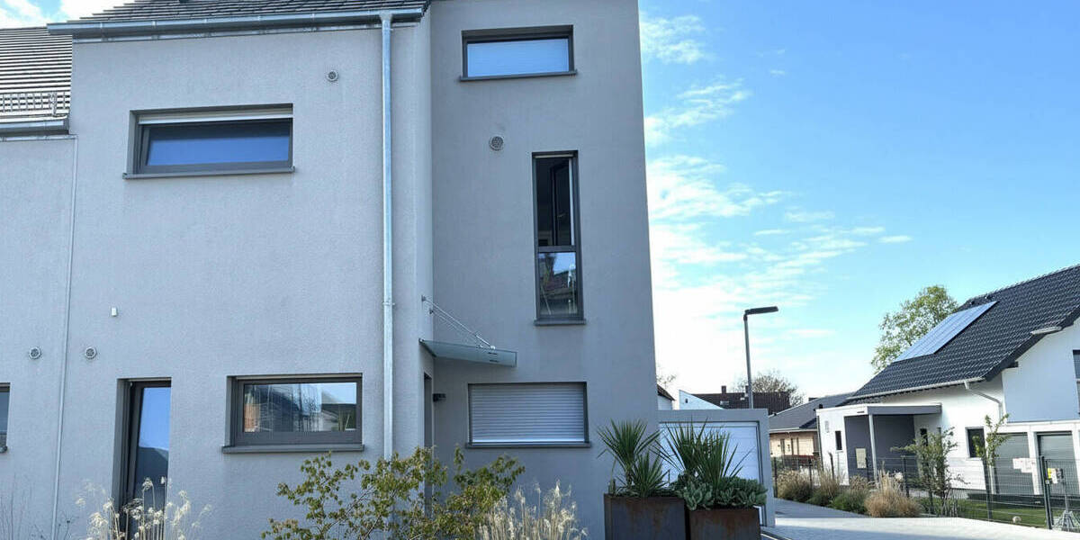 Doppelhaushälfte Einhausen - 5 Zimmer, 175 m&sup2;, 1.990&euro; | Angebot:26204829