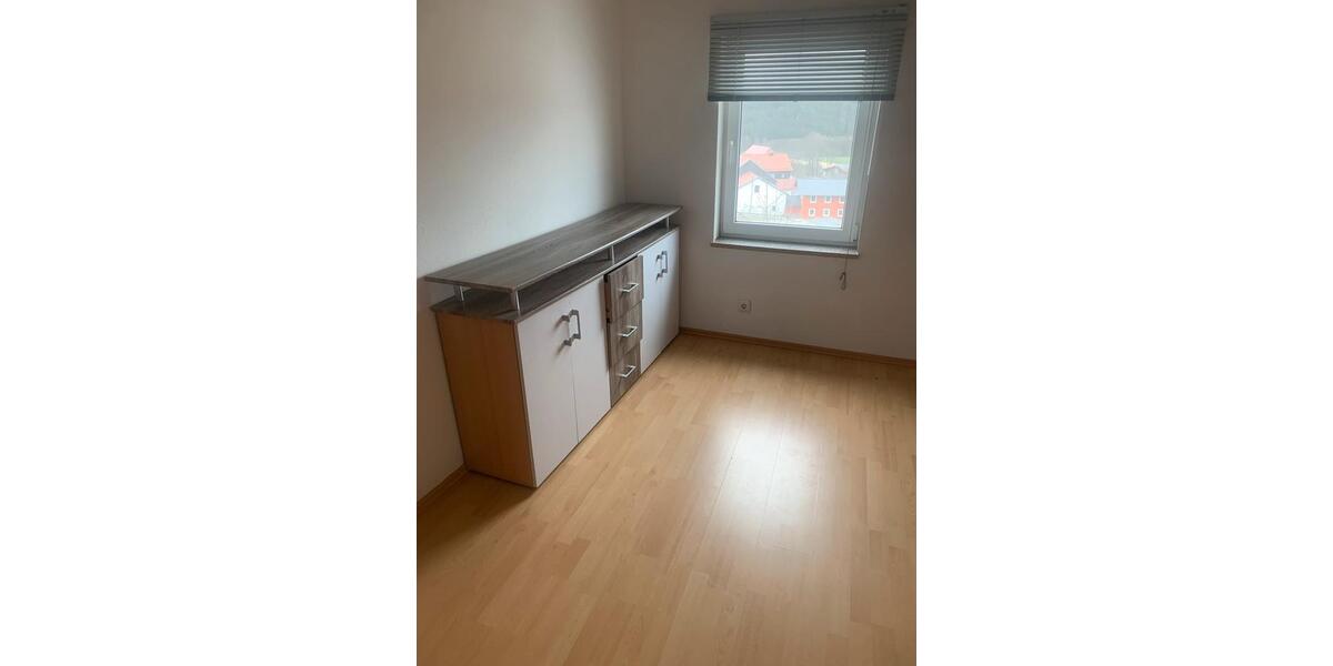 Dachgeschoßwohnung Treffelstein - 3 Zimmer, 68 m&sup2;, 380&euro; | Angebot:23292798