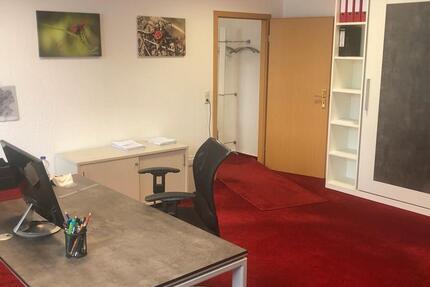 38,44 qm Bürofläche im Erdgeschoss zimmer