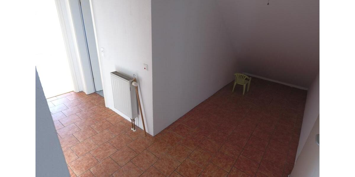 Dachgeschoßwohnung Bad Camberg - 2 Zimmer, 74 m&sup2;, 890&euro; | Angebot:26688916