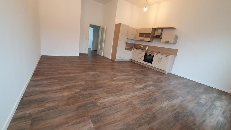 Helle 2-Zimmer Penthouse-Wohnung mit Balkon in Friedrichshofen 2 zimmer