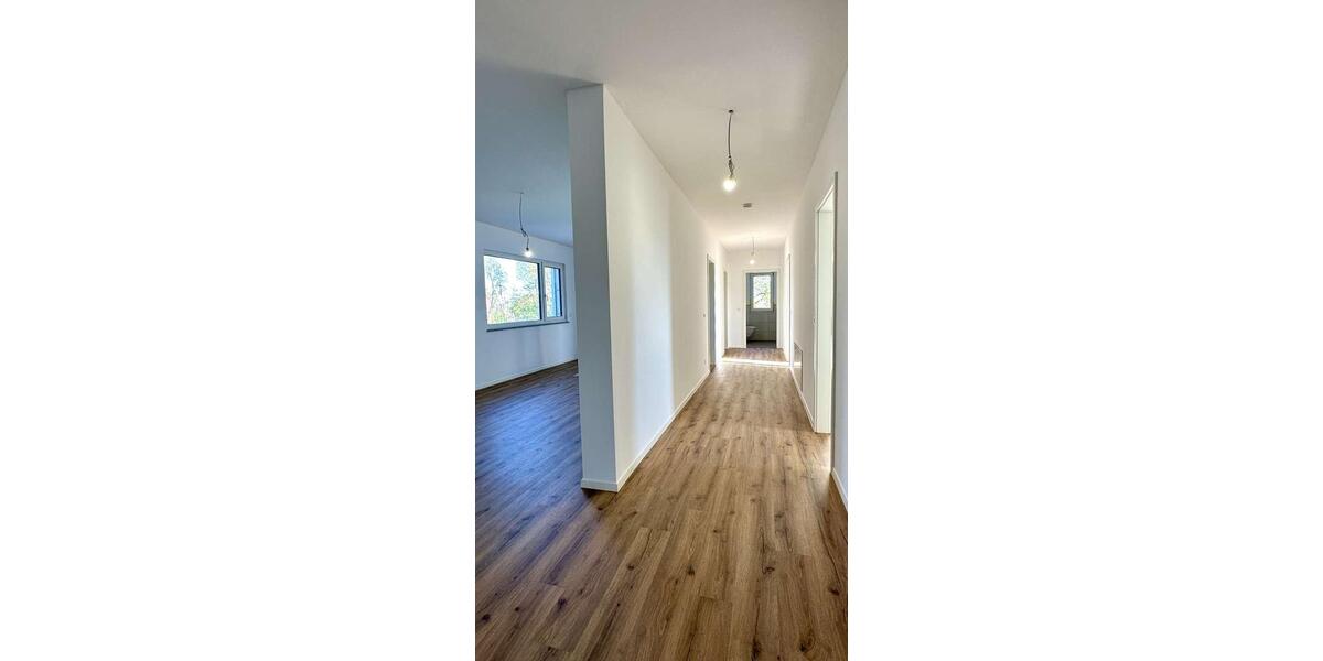 Etagenwohnung Kümmersbruck - 4.5 Zimmer, 108 m&sup2;, 2.000&euro; | Angebot:26562508