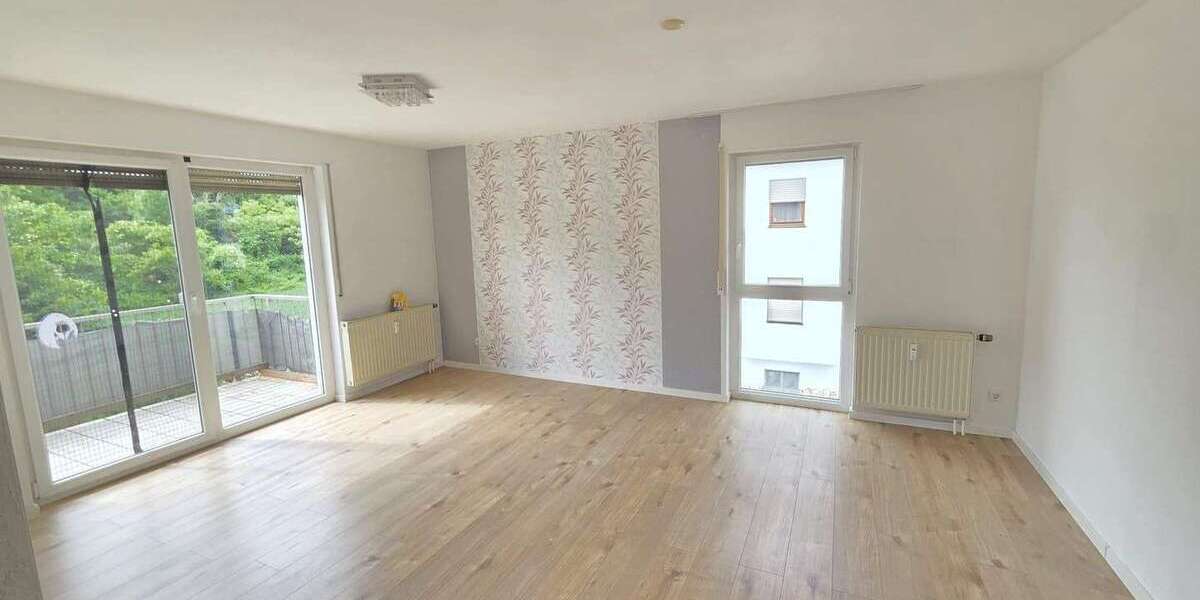 Etagenwohnung Neuenburg am Rhein - 3 Zimmer, 80 m&sup2;, 1.115&euro; | Angebot:27031052