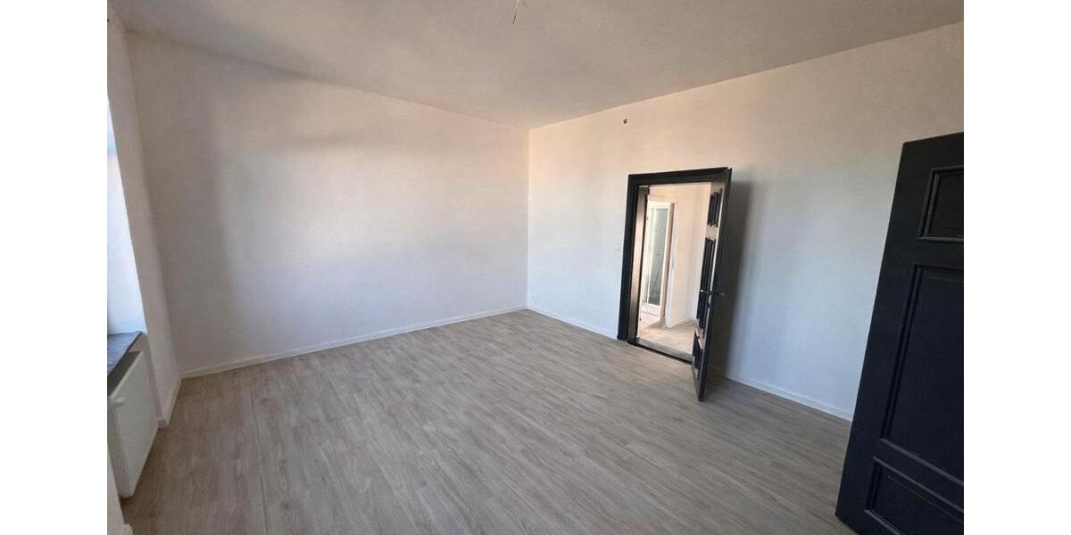 Etagenwohnung Hötensleben - 3 Zimmer, 85 m&sup2;, 300&euro; | Angebot:26351016