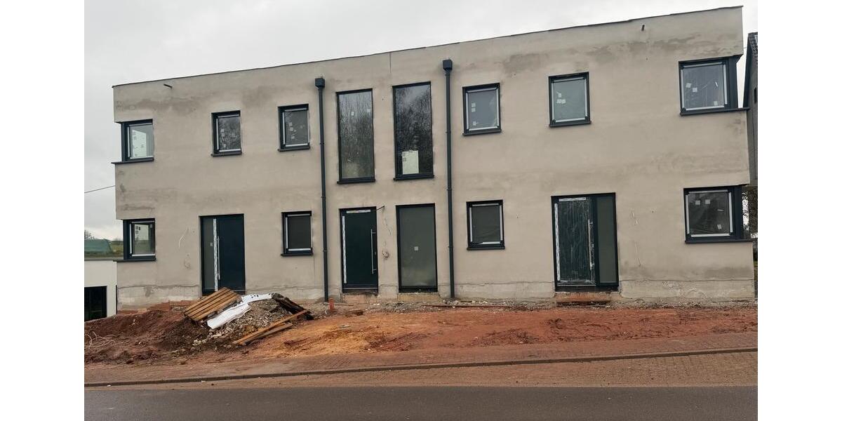 Erdgeschoßwohnung Püttlingen - 2 Zimmer, 65 m&sup2;, 405&euro; | Angebot:25930220