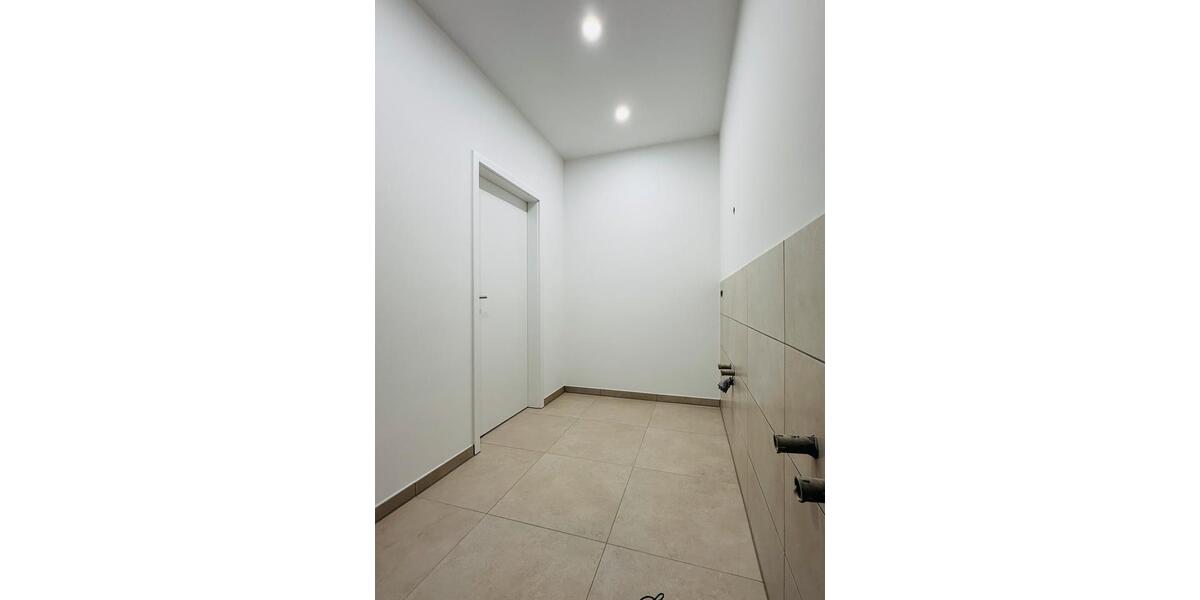 Etagenwohnung Albersdorf - 2.5 Zimmer, 91 m&sup2;, 895&euro; | Angebot:25996078
