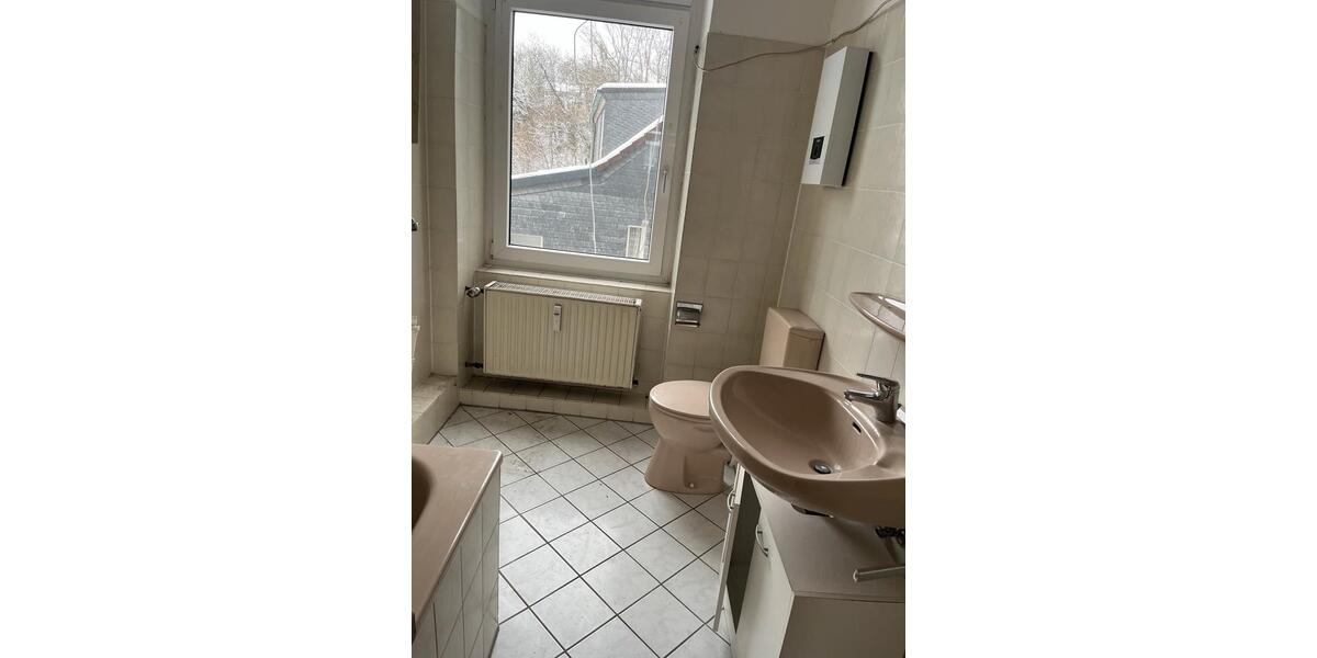Etagenwohnung Velbert - 2 Zimmer, 50 m&sup2;, 470&euro; | Angebot:24508791