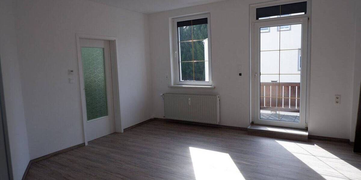 Etagenwohnung Wilkau-Haßlau Haßlau - 4 Zimmer, 105 m&sup2;, 830&euro; | Angebot:25897497