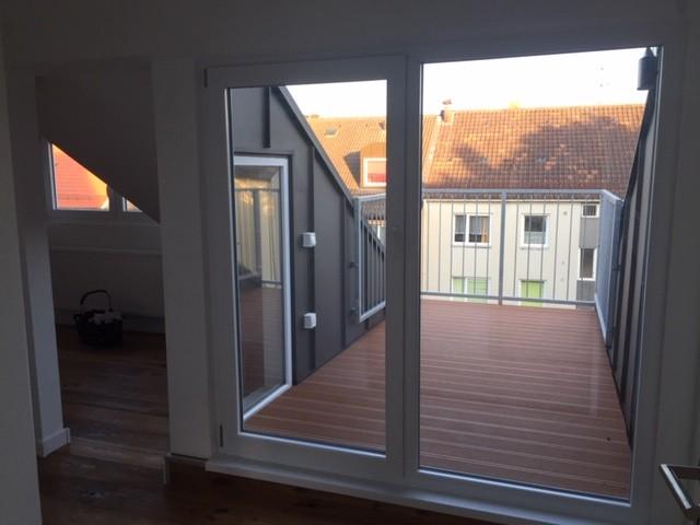 Neuwertige 3-Zimmer-DG-Wohnung mit Loggia und KFZ-Stellplatz | Nbg-Schweinau zimmer