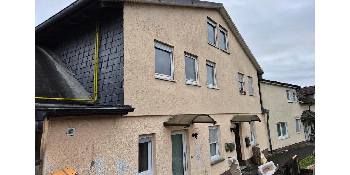 Dachgeschoßwohnung Siegen Eiserfeld - 2 Zimmer, 80 m&sup2;, 690&euro; | Angebot:25811926