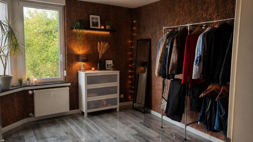 Etagenwohnung Hattingen - 3 Zimmer, 152 m&sup2;, 1.450&euro; | Angebot:26610007