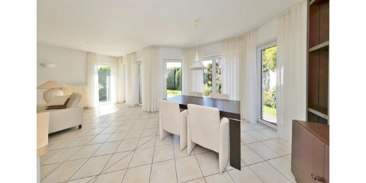 Einfamilienhaus Schortens - 4 Zimmer, 119 m&sup2;, 1.200&euro; | Angebot:26662269