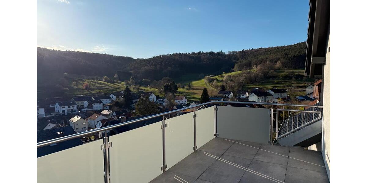 Dachgeschoßwohnung Breuberg - 4 Zimmer, 114 m&sup2;, 1.200&euro; | Angebot:26577804