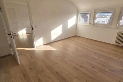 Wohnung Esslingen am Neckar Hegensberg - 2 Zimmer, 48 m&sup2;, 890&euro; | Angebot:26516801