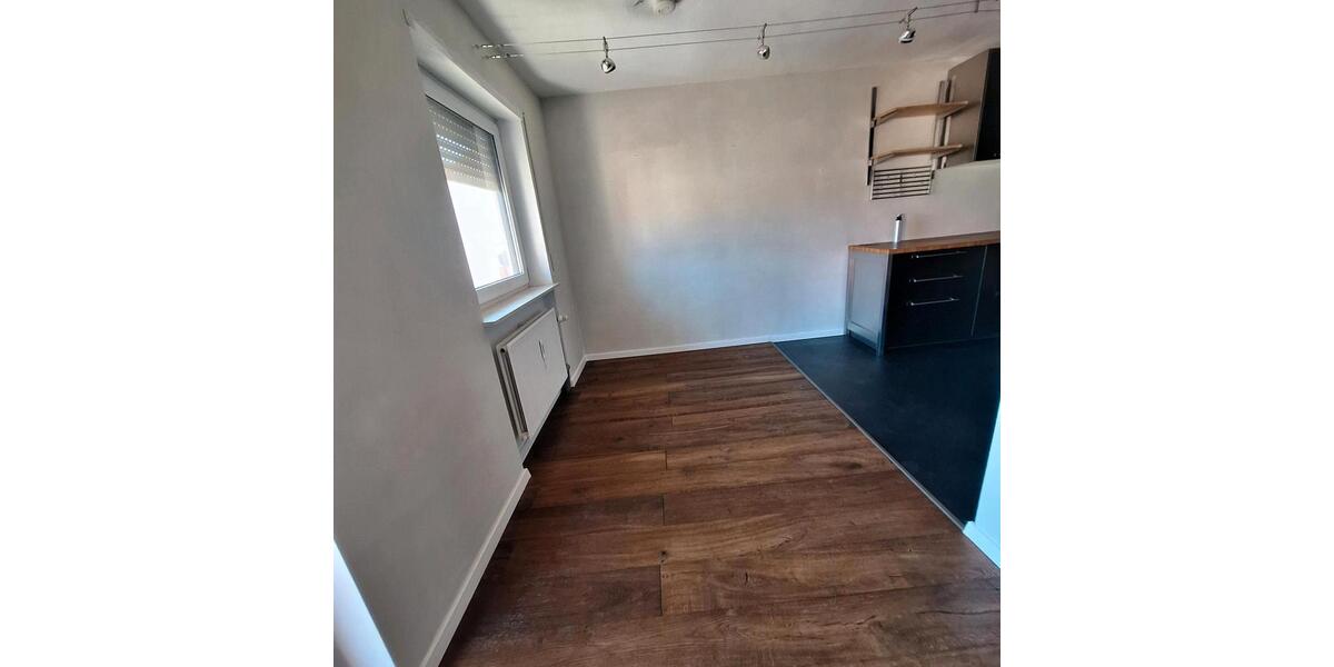 Etagenwohnung Schwetzingen - 3.5 Zimmer, 84 m&sup2;, 1.260&euro; | Angebot:26483155