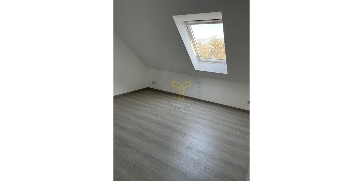 Dachgeschoßwohnung Gifhorn - 3 Zimmer, 64 m&sup2;, 650&euro; | Angebot:25281165