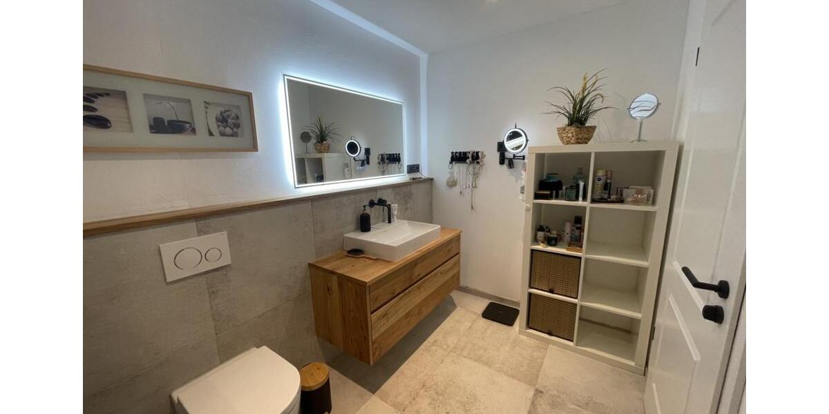 Einfamilienhaus Düsseldorf Stadtmitte - 4 Zimmer, 160 m&sup2;, 3.500&euro; | Angebot:24387574